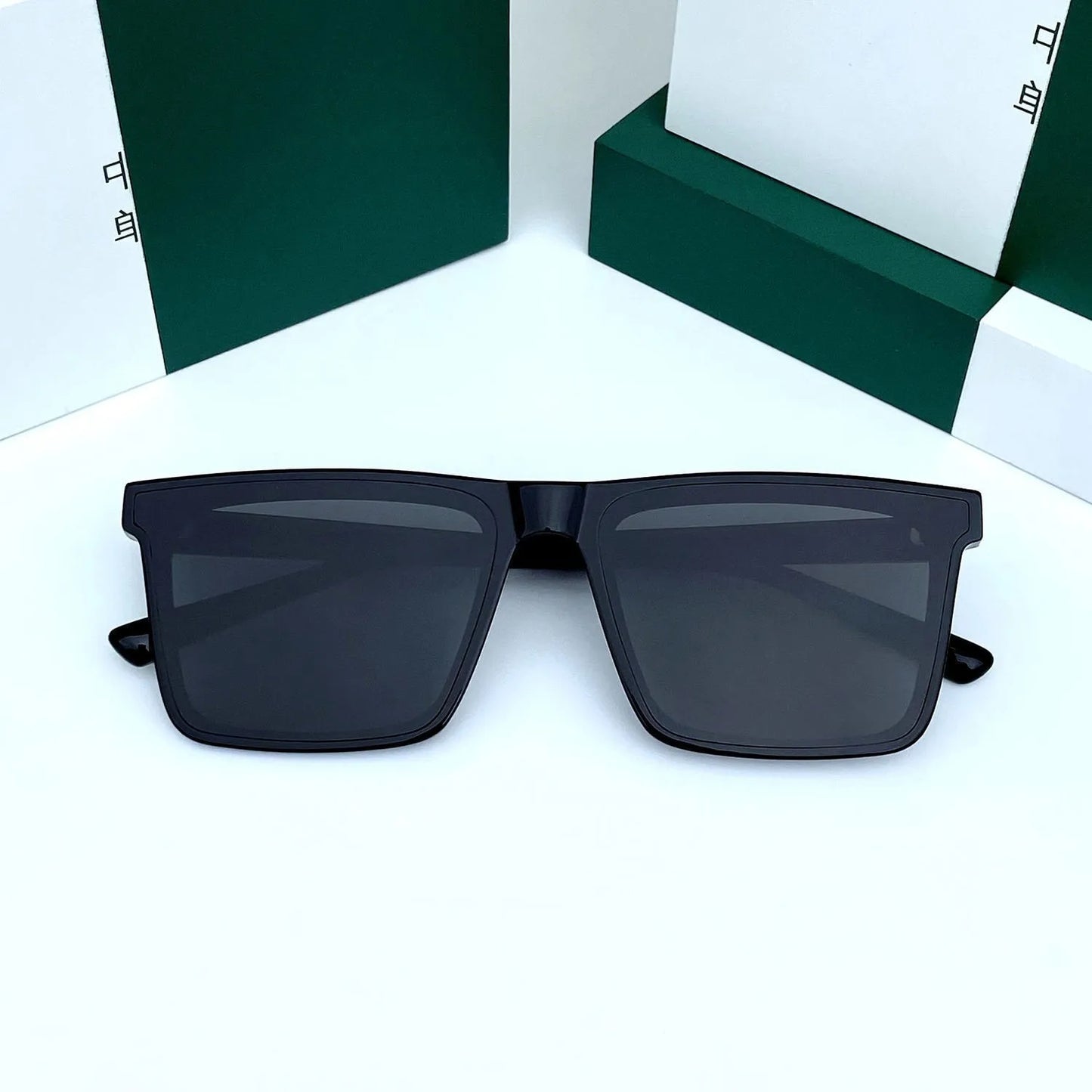 Stylish Anti-UV Sunglasses - Everyday Comfort, Unisex Long Frame Design